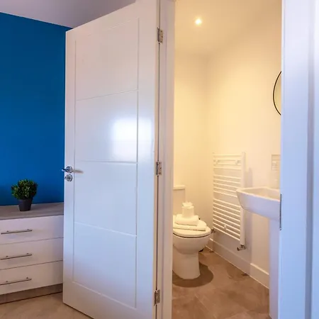 Jacob House By Blue Skies Holiday home *